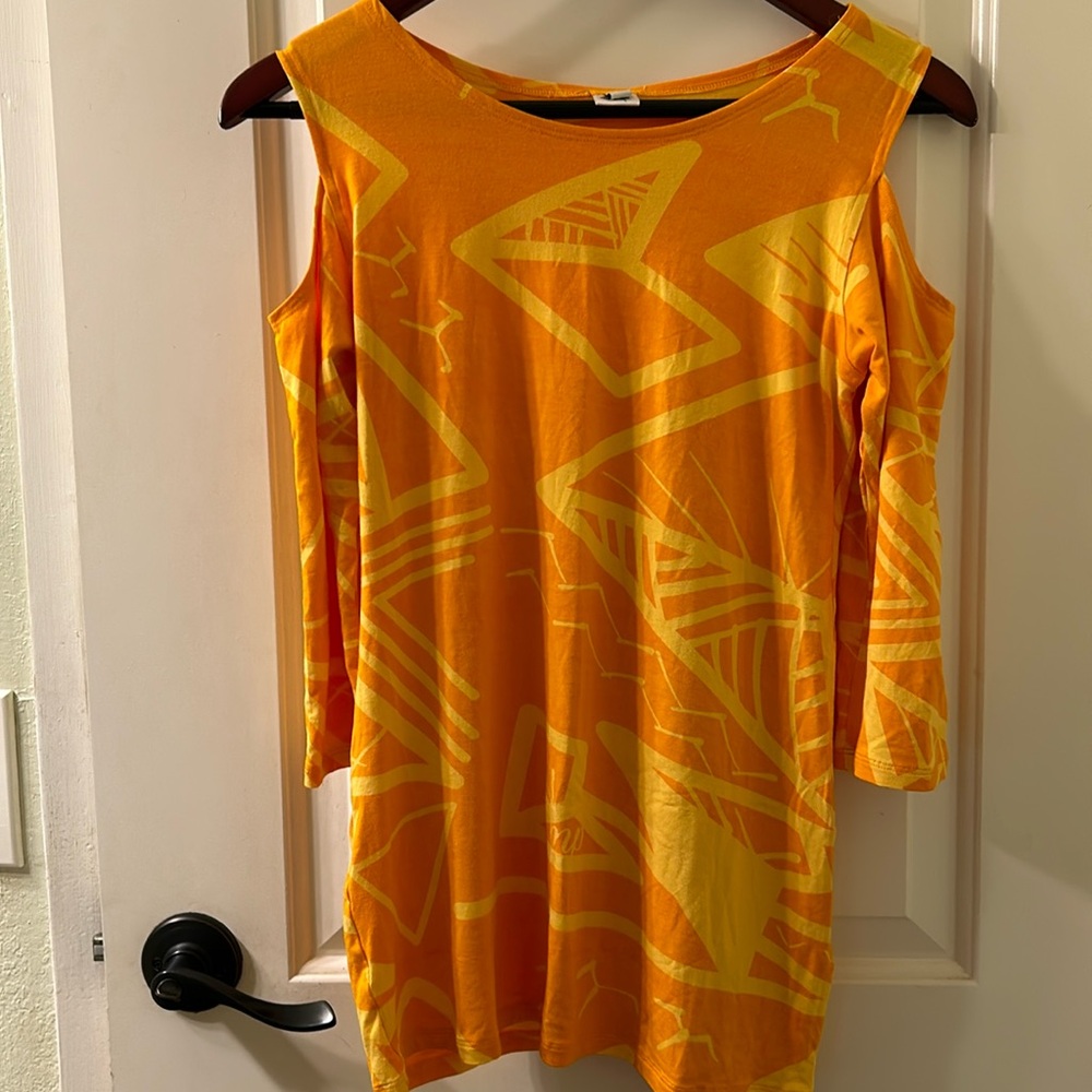 Missing Polynesia Orange Yellow Cold Shoulder Top… - image 1
